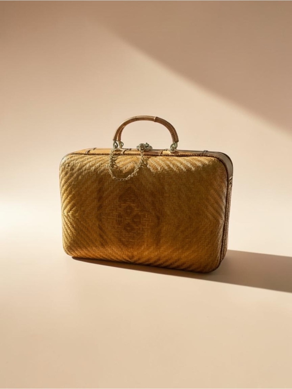 Vintage 1940s/1950s Bamboo & Rattan Wicker Carrying Case